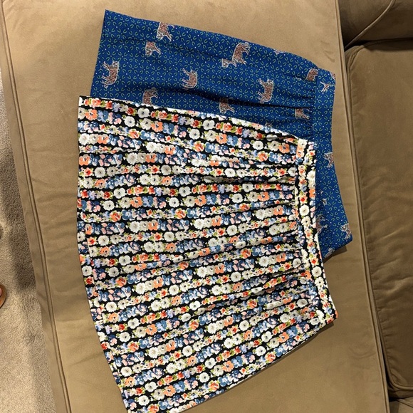 J. Crew Dresses & Skirts - J. Crew Floral Pleated Skirt in Navy Multi
